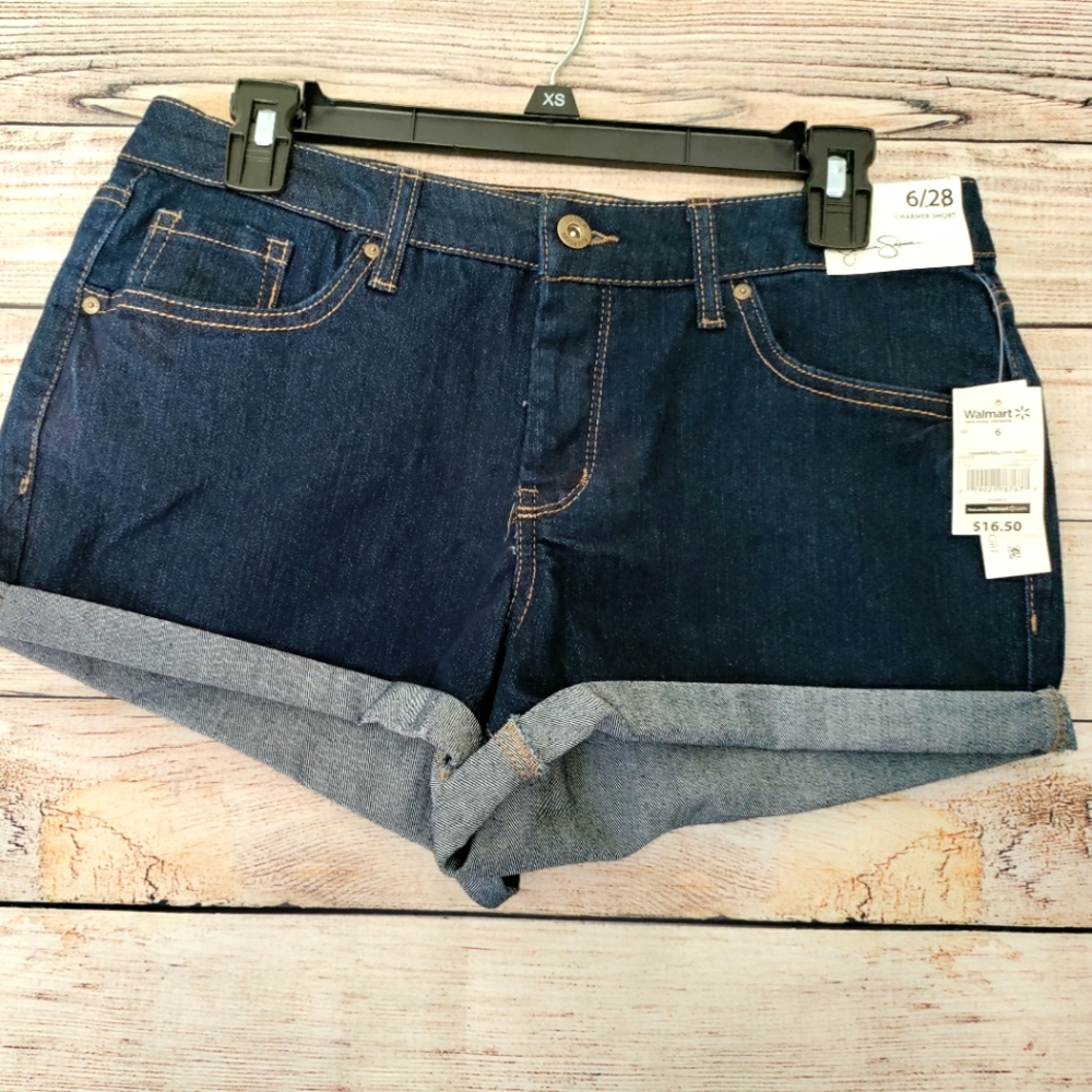 🌺🌼NWT - Jessica Simpson Charmer Jean Shorts